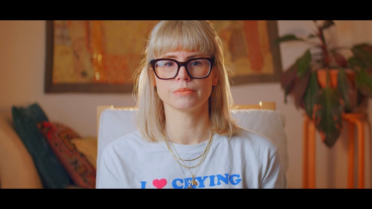 BROKEN DREAMS CLUB „Therapy?“ (Official Video)