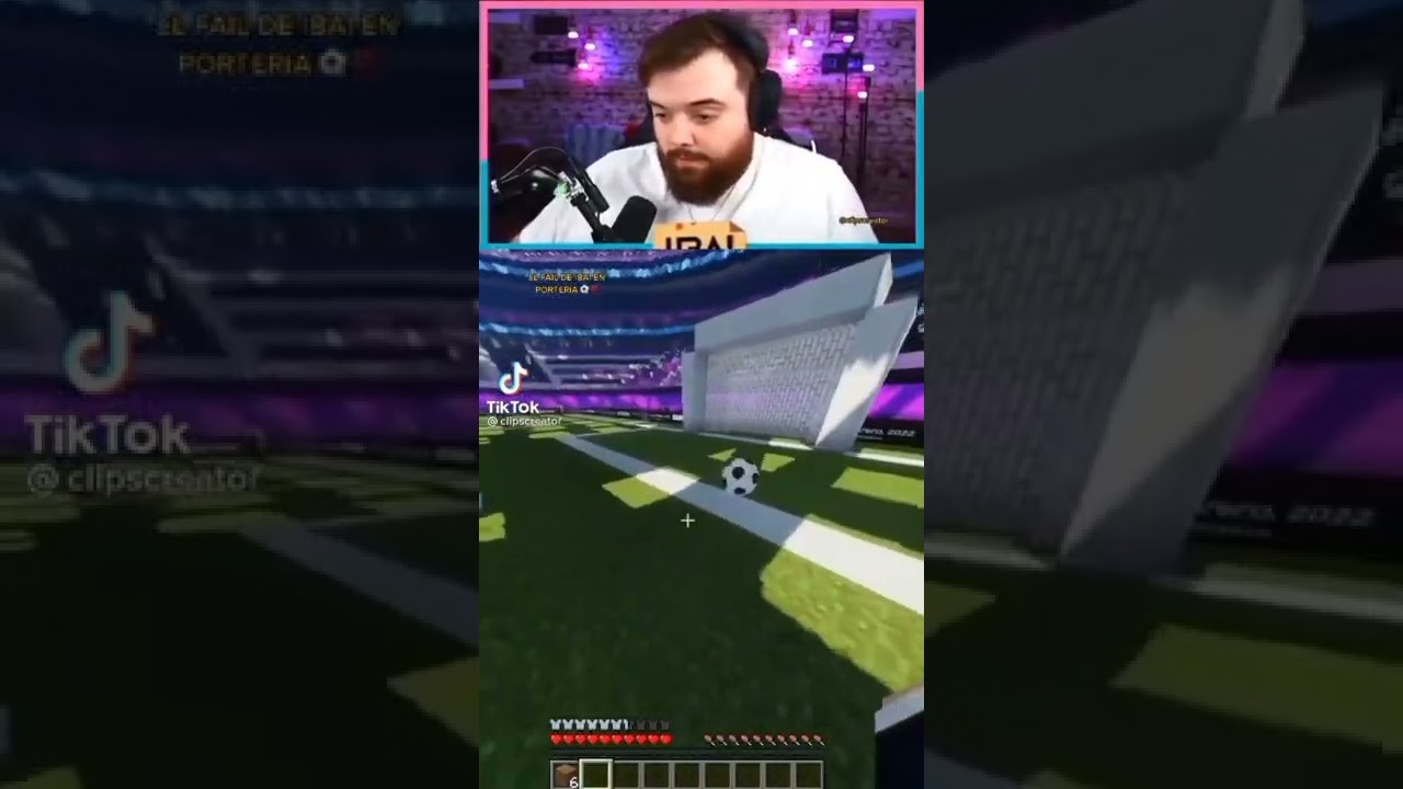 Ibai juega futbol en Minecraft 😱