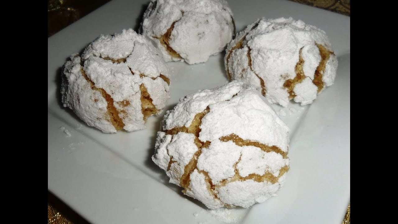 Ghriyba marocaine aux amandes ....غريبة اللوز سهلة وناجحة