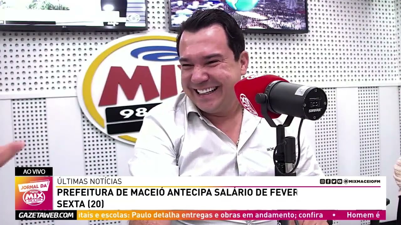 O comercial da moda praia durante a alta temporada em Maceió