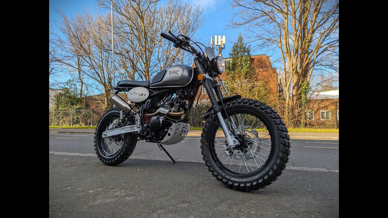 Bluroc Hero 125 - Modern classic brat style scrambler - 125cc retro motorcycle