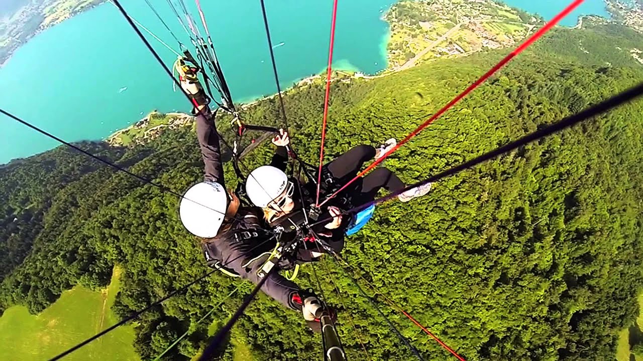 parapente sur le lac d'Annecy