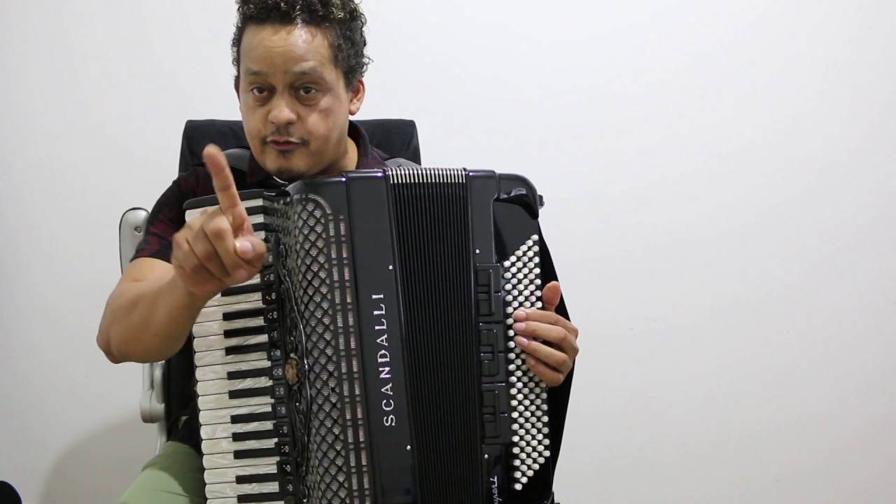Video Aula Acordeon - Rodeio De Vacaria.
