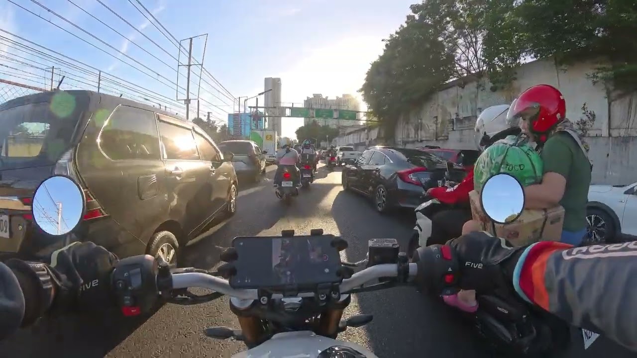 02-03-2026 - Triumph Speed 400 POV - Ride Home - EDSA-Skyway-CAVITEX-Molino Blvd - Sunset Ride