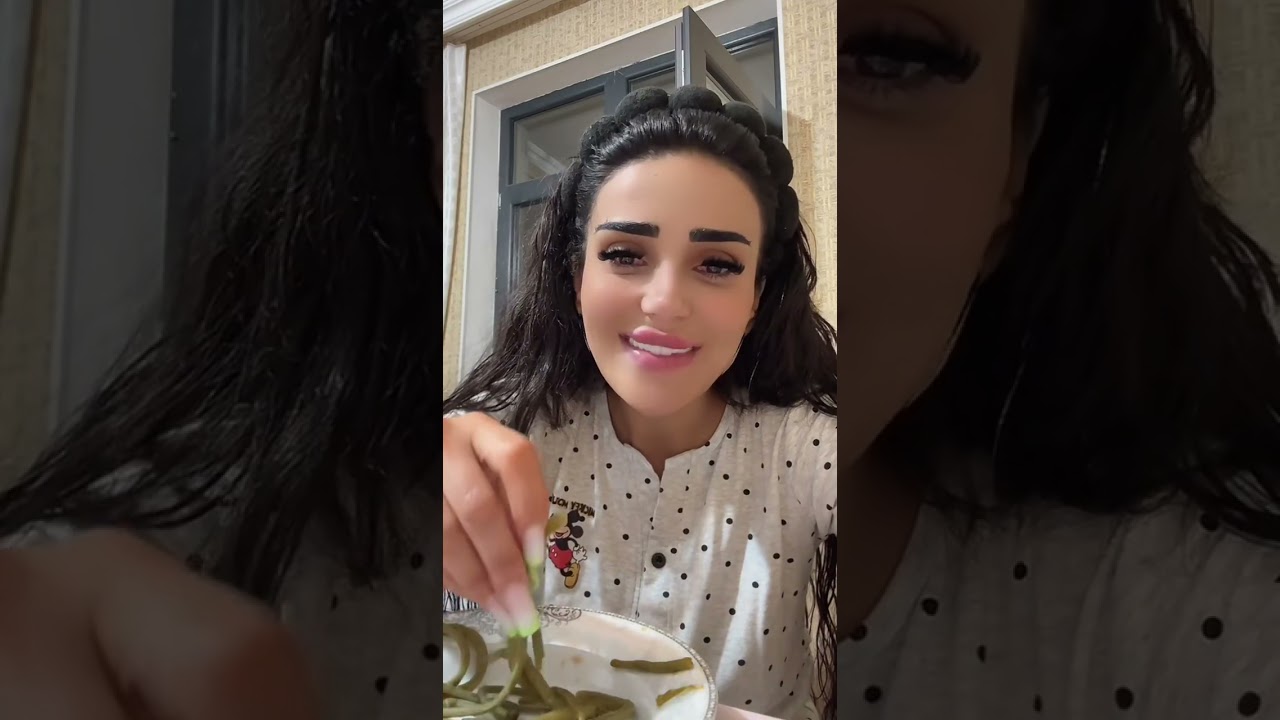 Nərmin Xanım Ləzzətli Yemək Biṣirdi🥗