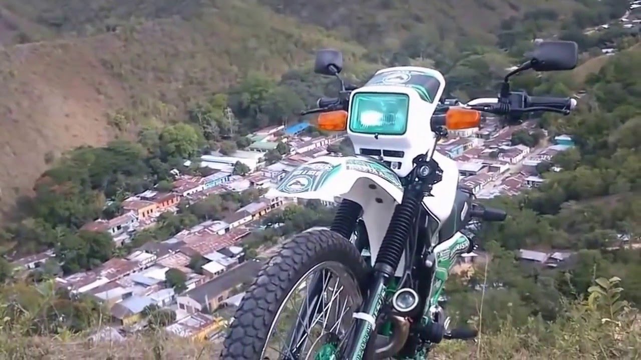 YAMAHA DT CON ENCENDIDO ELECTRICO Video Promocional