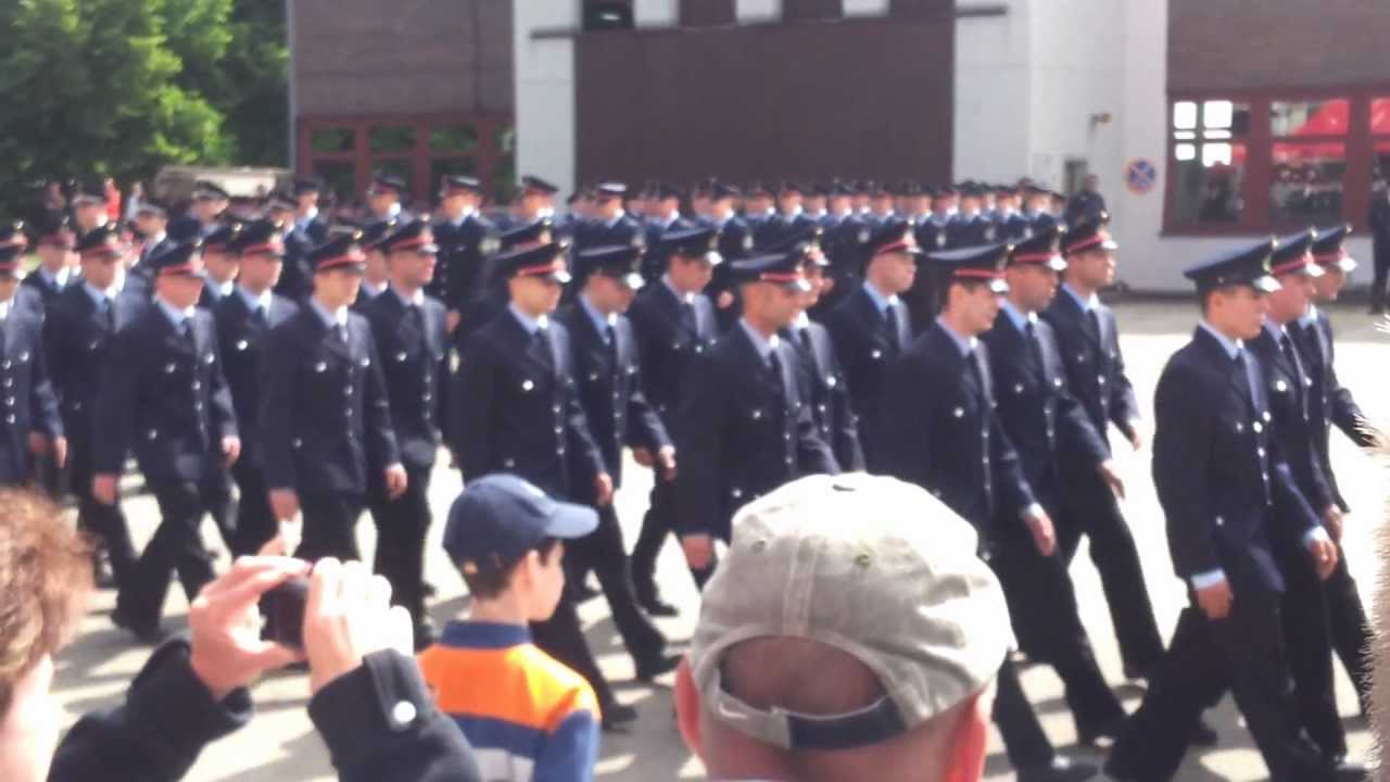 Einmarsch Vereidigung Berliner Feuerwehr