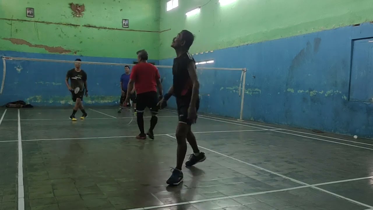 ary:retno vs fajar:triyono