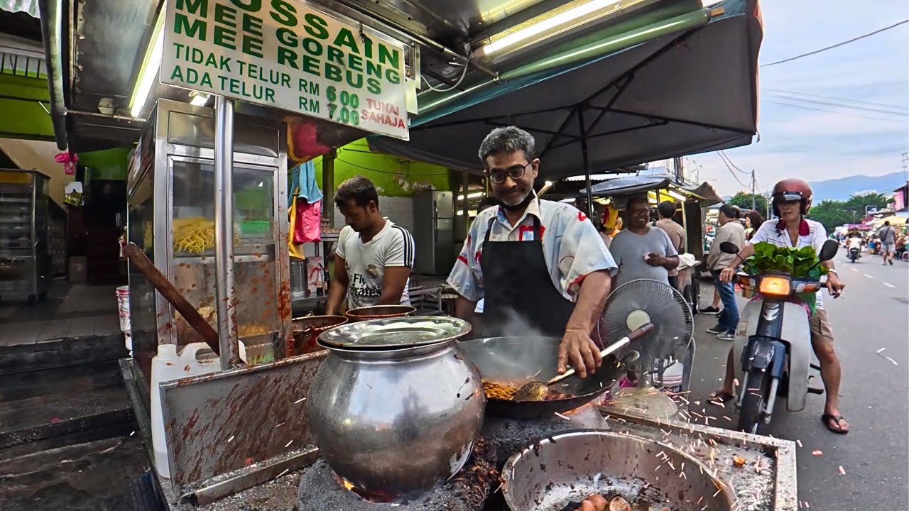 Legendary Hussain Mee Goreng: Best in Penang | 槟城最强炒面！日落洞传奇60年Hussain炒面