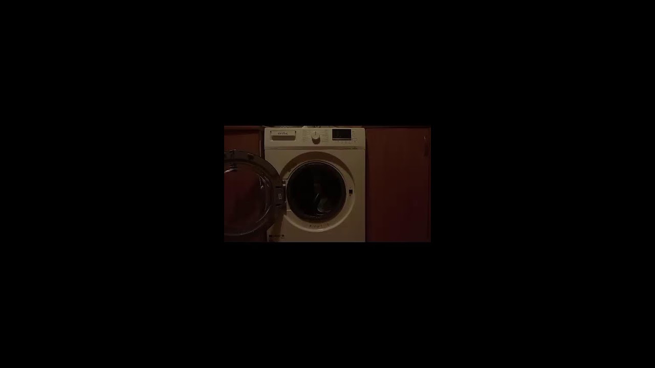 Live : Maintenance wash in arctic
