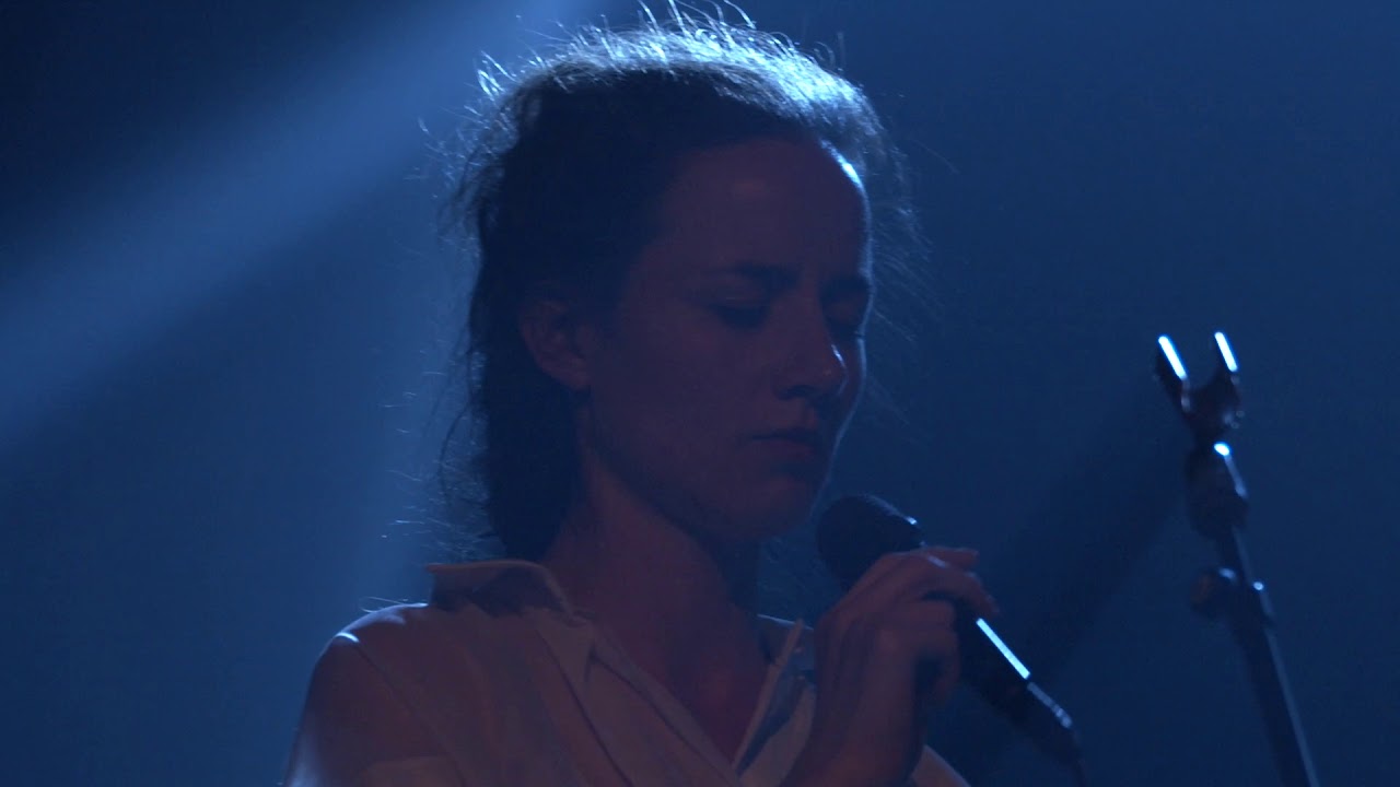 Natashia Kelly Group   I'm Weary Of Lying Alone (Irish Trad.)