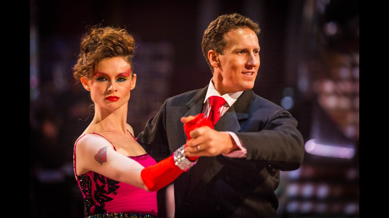 Sophie Ellis-Bexter & Brendan Tango to 'Material Girl' - Strictly Come Dancing - BBC