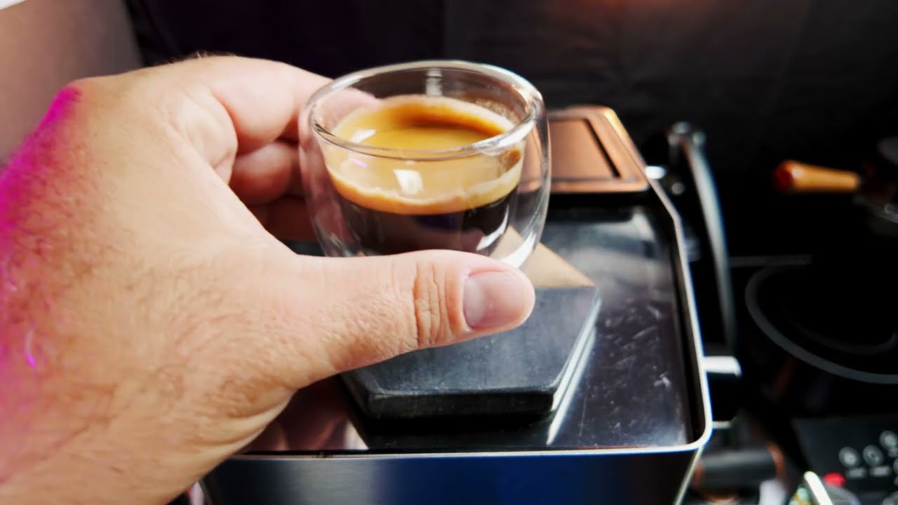 [No Music] Making Espresso on the Gaggia Classic Pro and C64 ERM Hand Grinder
