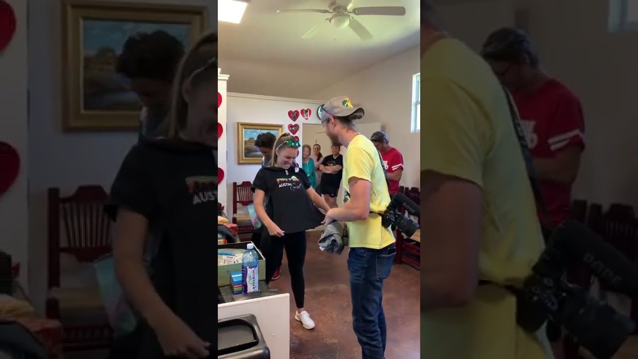 Austin Brown Home Free dressing room reveal Southeast TX bash 9/25/21