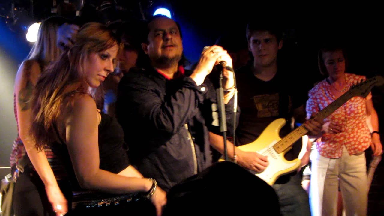 WTF! Random Guy surprises Tito & Tarantula with EPIC After Dark live performance!
