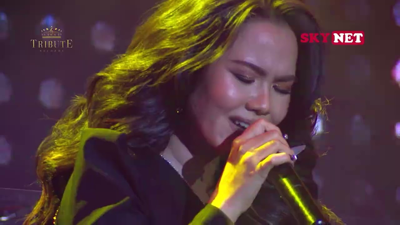 F27.ကြိုနေစေချင်တယ် - နီနီခင်ဇော်  [Tribute Live Concert]