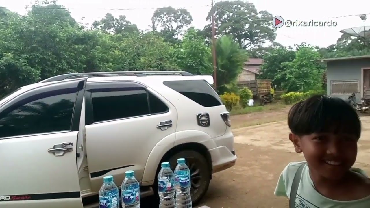 Vlog #69 Melihat perbatasan Malaysia dan Indonesia di Aruk Kalbar || daily vlog ibu rumah tangga