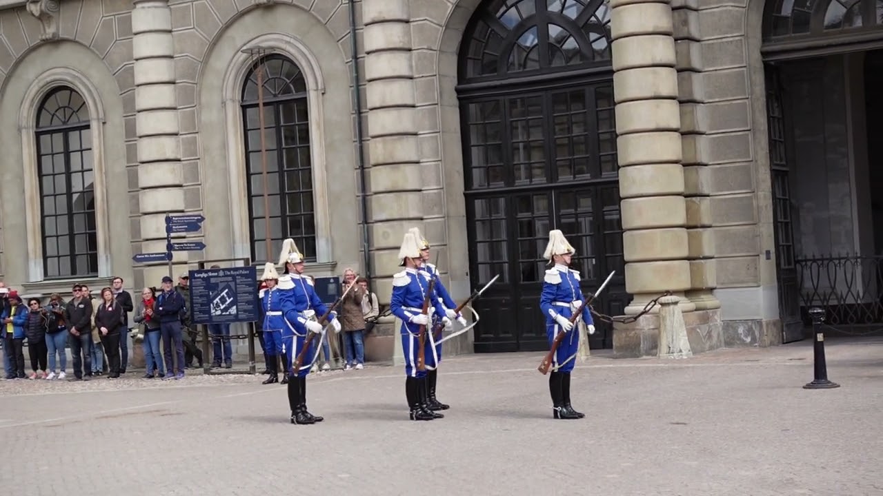 Changing of the Guard - Stockholm's Palace Court Yard (without introduction) - 4K