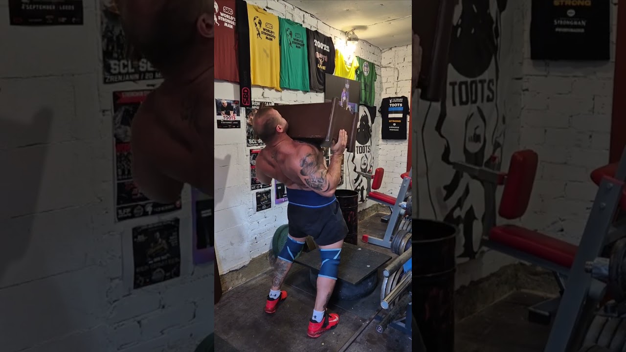 Ervin Toots strongman training, block press, throwing, front hold.