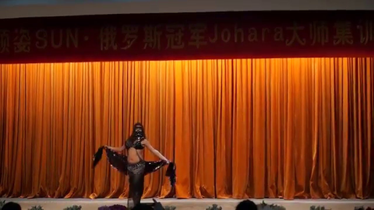 Johara bellydancer