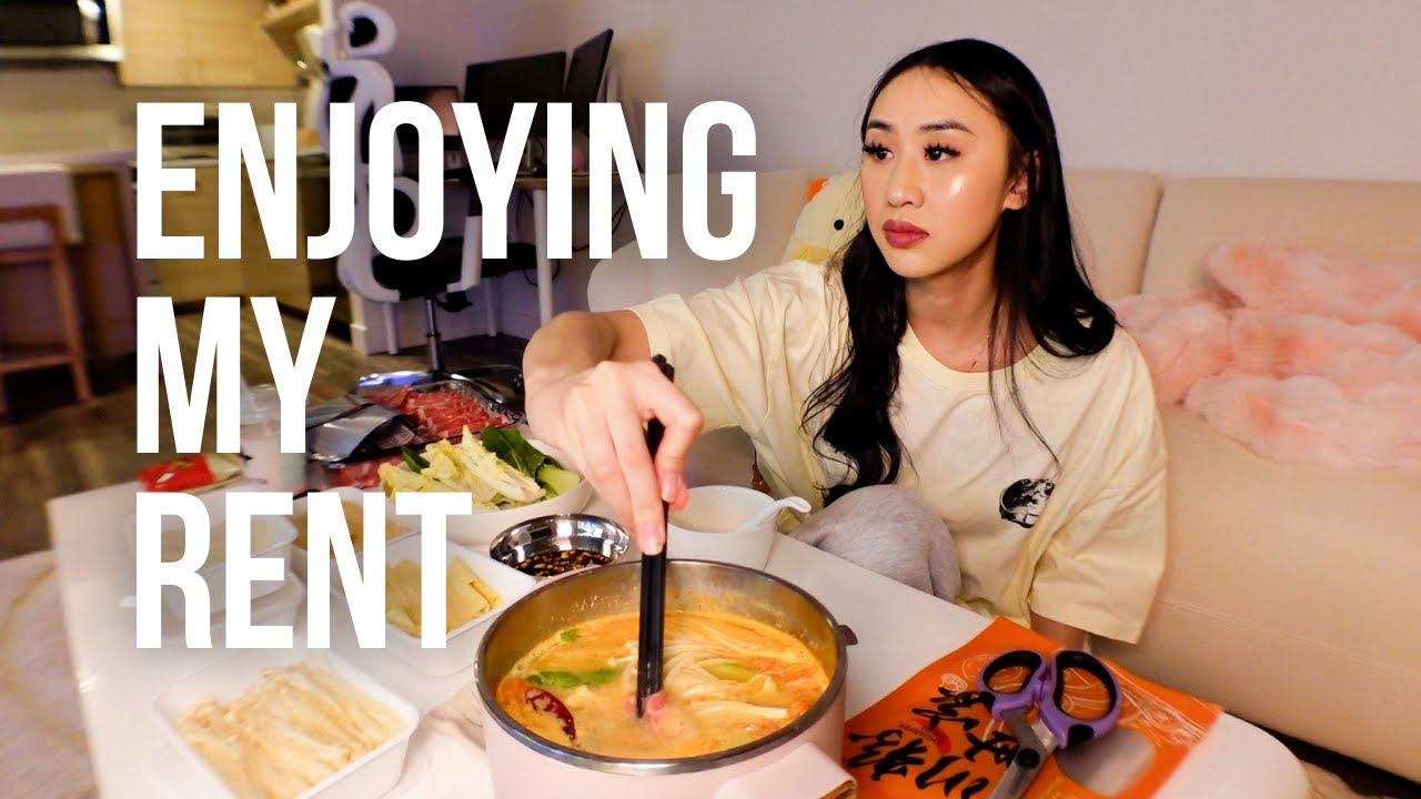 enjoying my rent 🥟 | making bánh bột lọc, shopping for new clothes, getting better at coloring