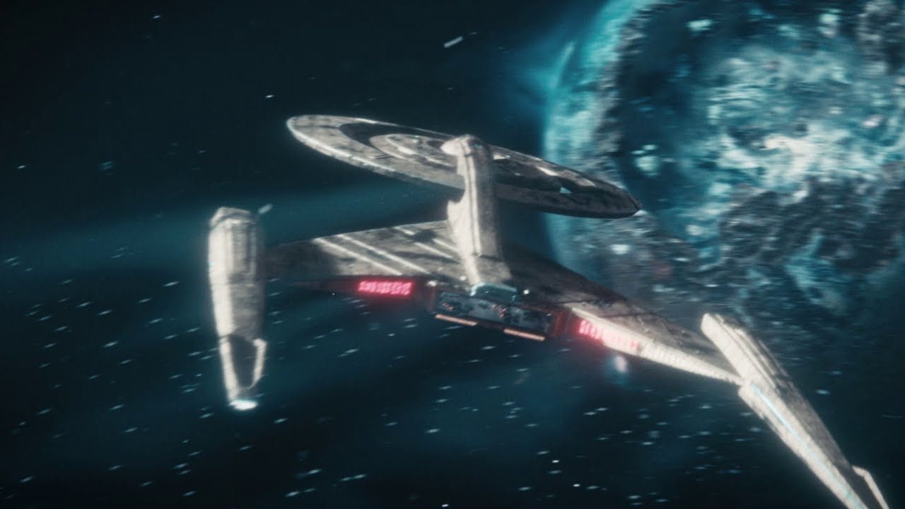 Star Trek Discovery - Discovery crash-lands on an ice planet