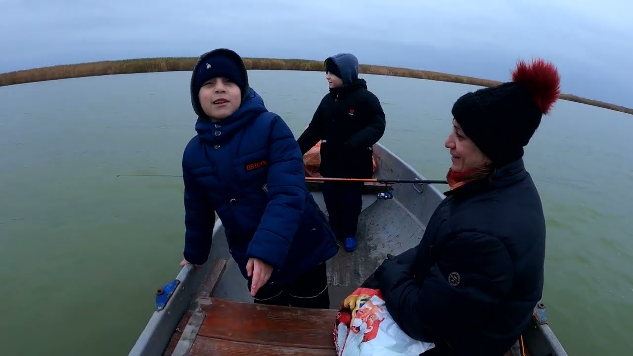 ТАРАНЬ В НОЯБРЕ...РЫБАЛКА С СЕМЬЕЙ...СЛАДКИЙ ЛИМАН...ВЫЕЗД НА БАЗУ 
