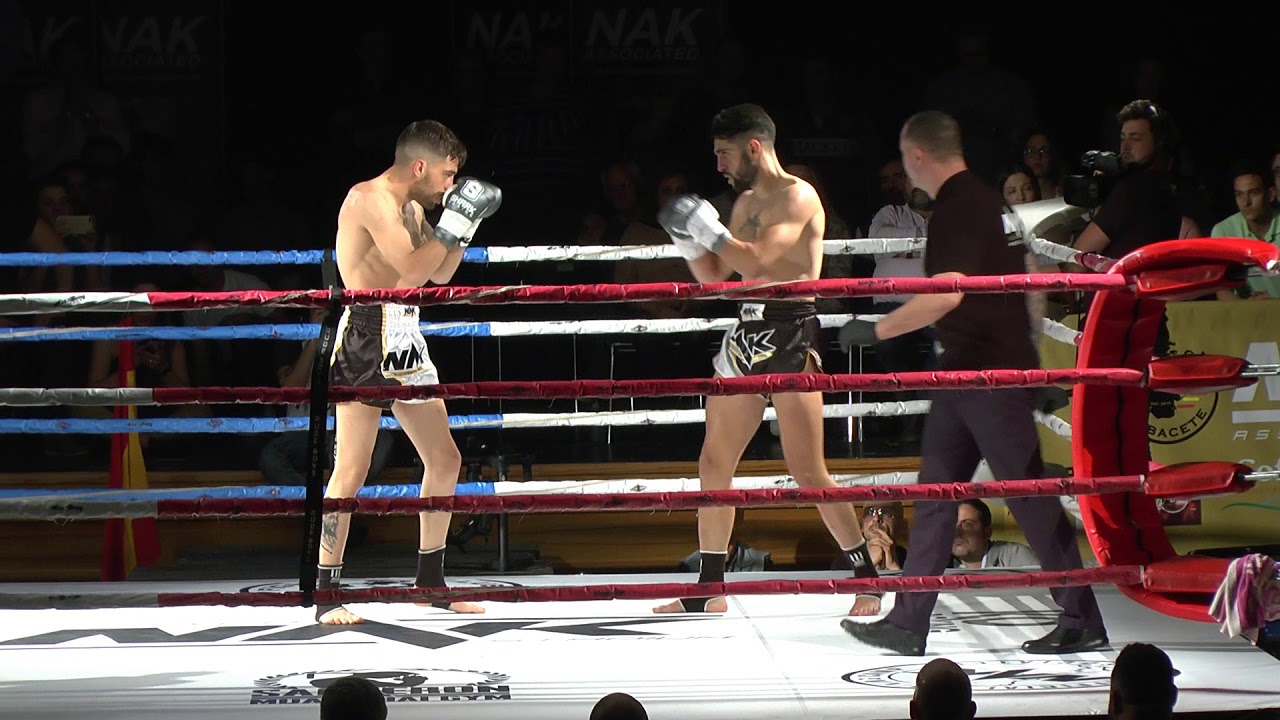 Nak - Juan Salmerón(Team Pitbull) vs Manu Fernández (Team Cabello)