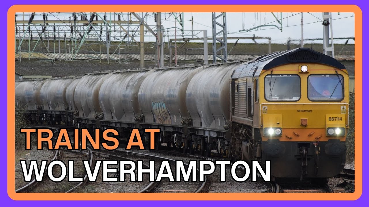 TRAINS at WOLVERHAMPTON railway station