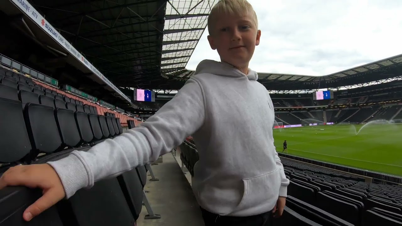 MK Dons v Oldham Athletic | 2025