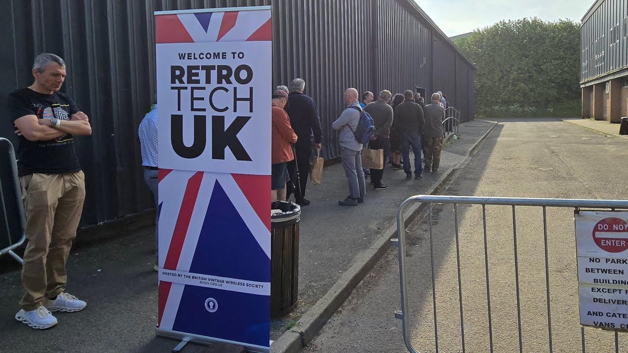 Radiocruncher is live from Retrotech