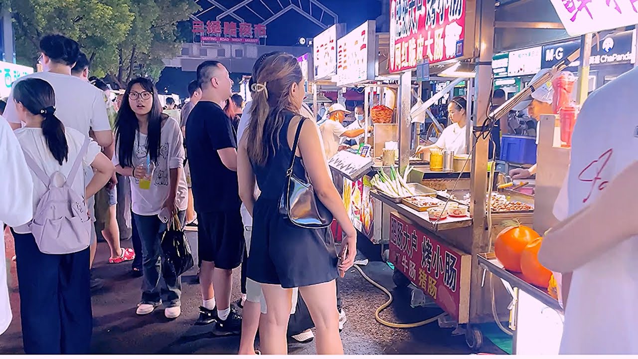 Exploring Chinese street foods #food #streetmarket #nightmarket #china 