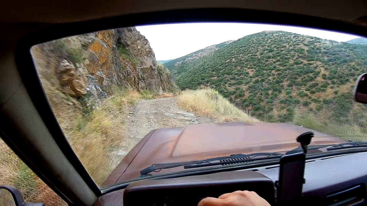 Experience the Thrill of Driving a 1984 Toyota Land Cruiser FJ60!