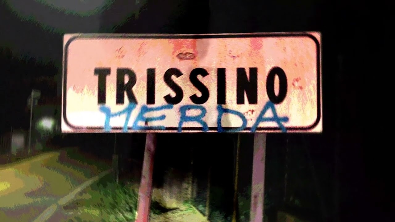 IL PAESINO (Cresci e scappa) - Gramo