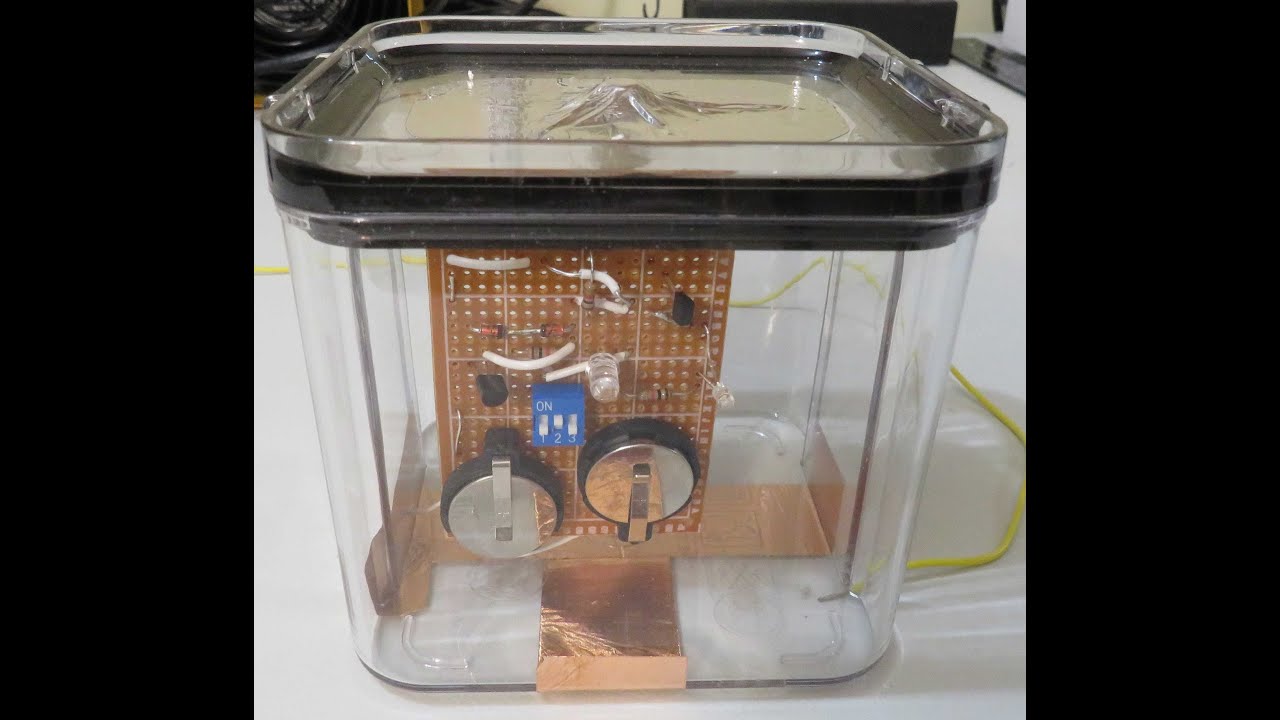 MOSFET Electroscope