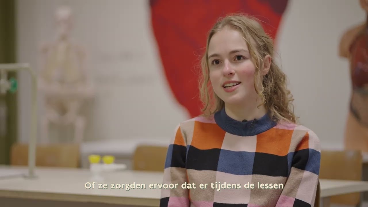 Yaël Serton vertelt over atheneum Gentbrugge