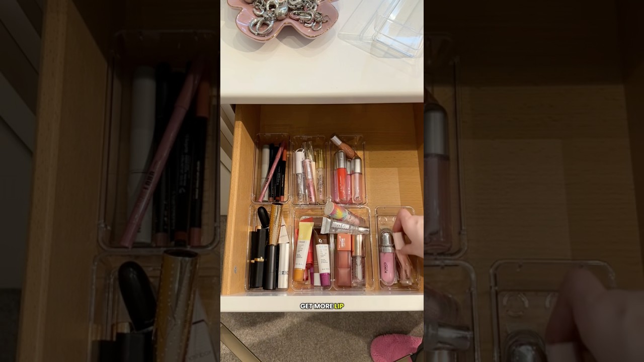 ORGANISING MY MAKEUP DRAWERS