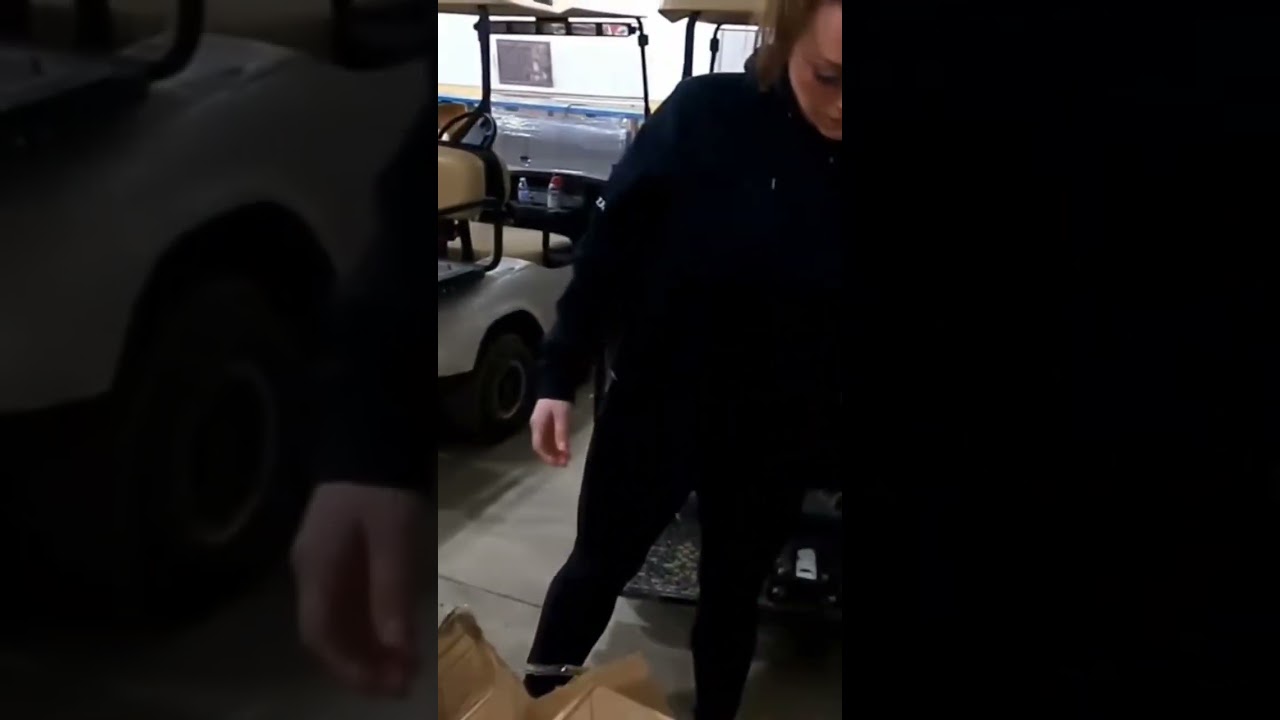 How to open a box from OKMO battery