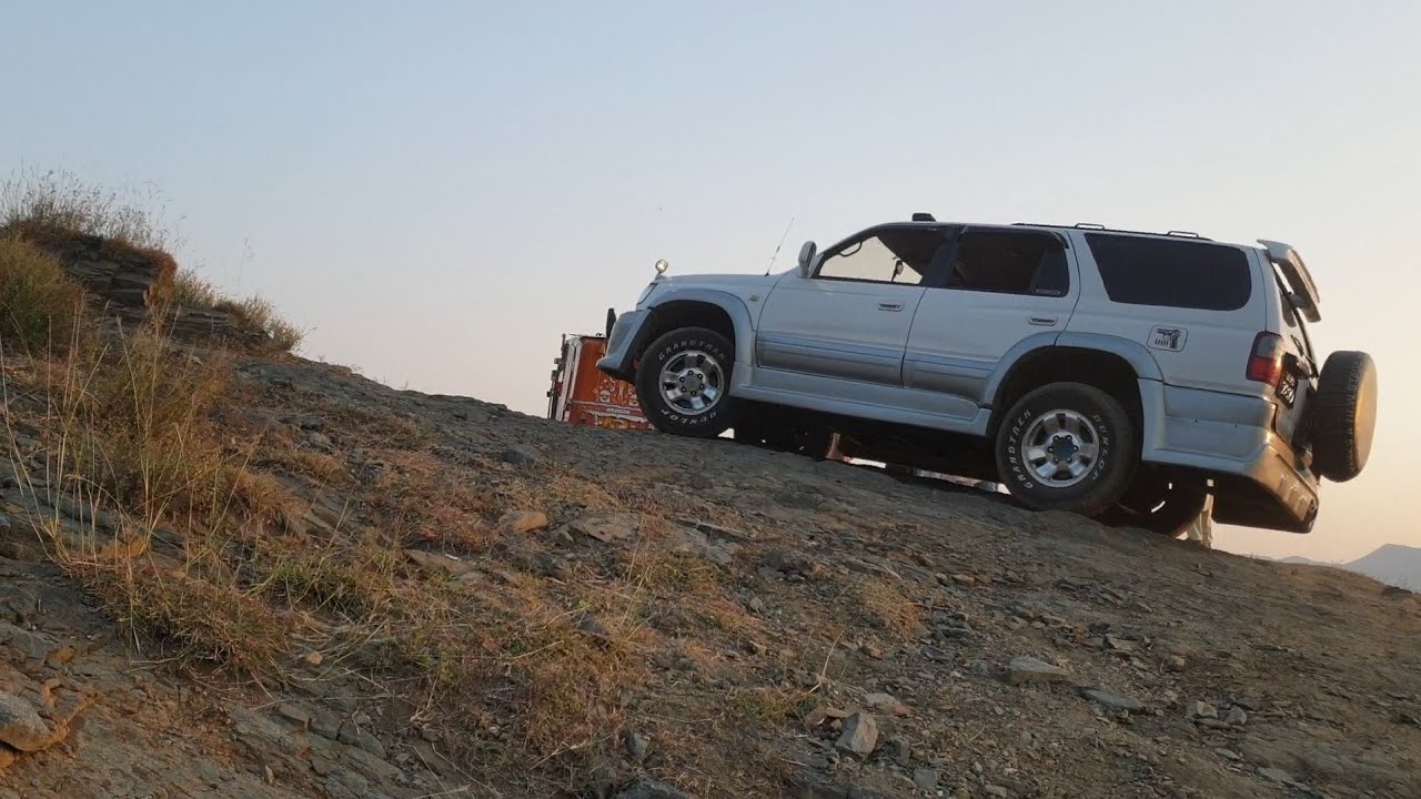 toyota  Hilux surf 185 off  road swat