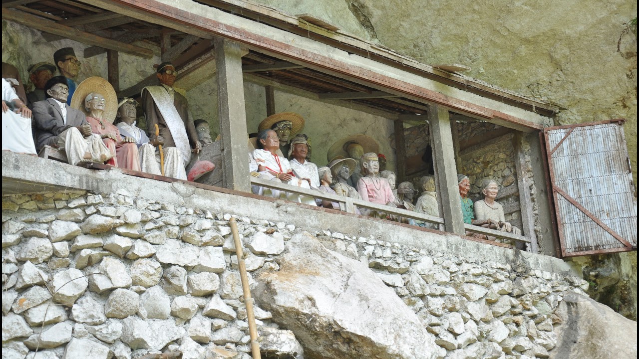 Acara Adat Pemakaman alm Rendy Imanuel Tawang di to'Tarian Nanna' Nanggala 18 Maret 2026