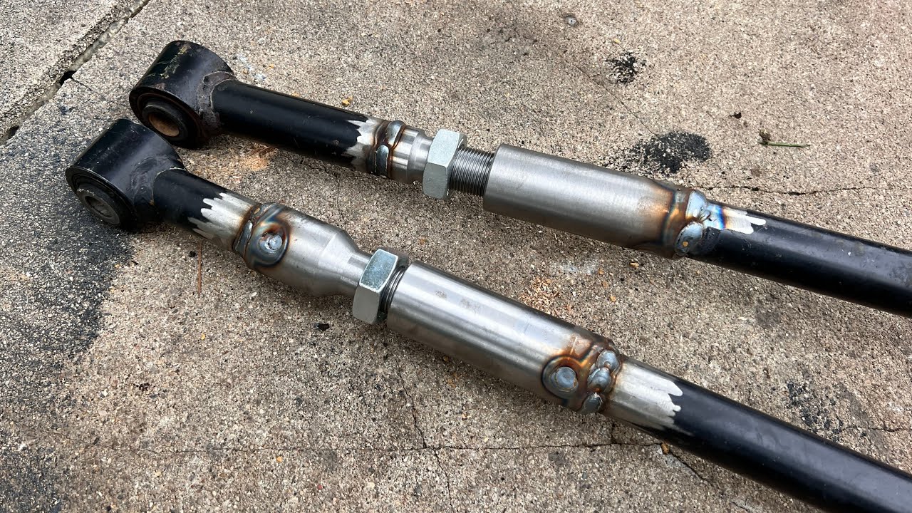Toyota Land Cruiser FZJ 80 | Slee off-road adjustable Panhard install