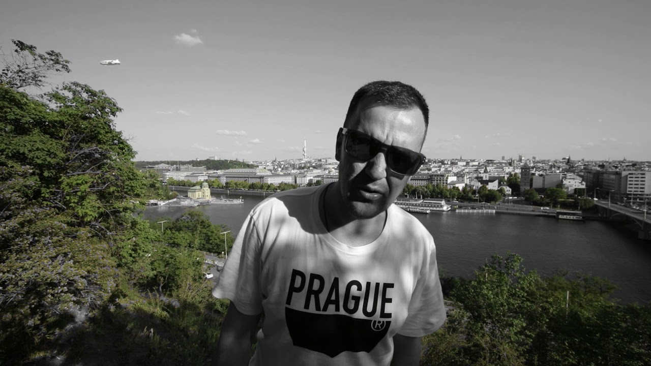 Pyro pyro - Prague city