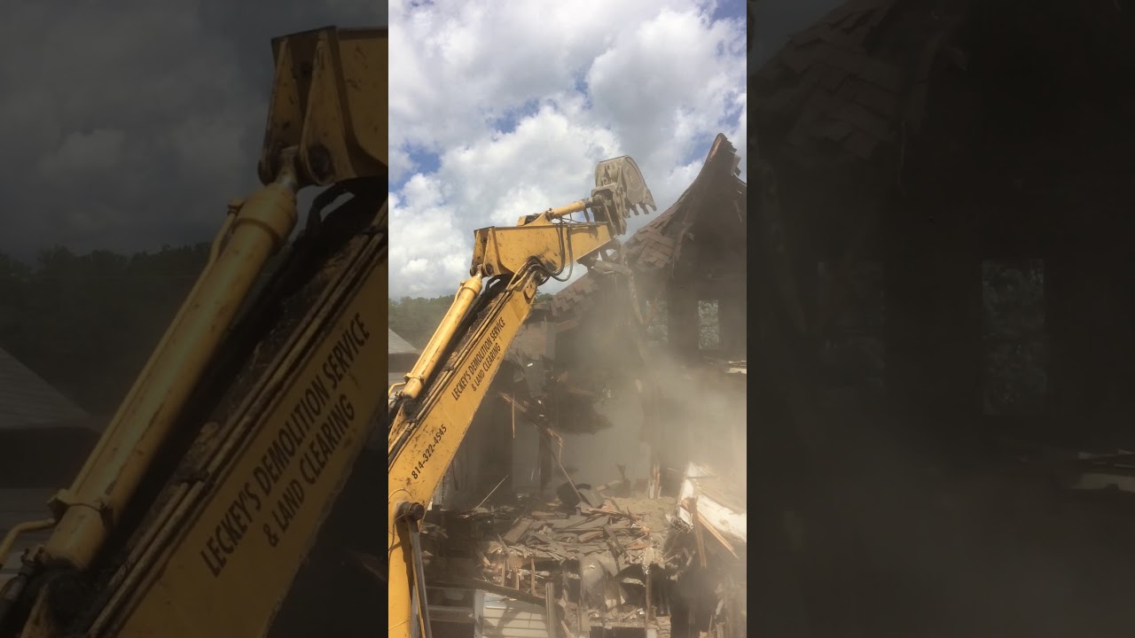 Wall and Dust and Roof