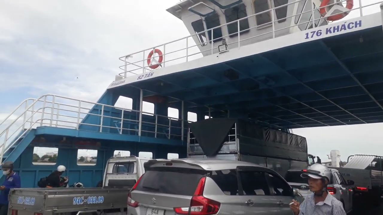 Trãi nghiệm đi phà Năng Gù từ Phú Tân sang Châu Phú - An Giang