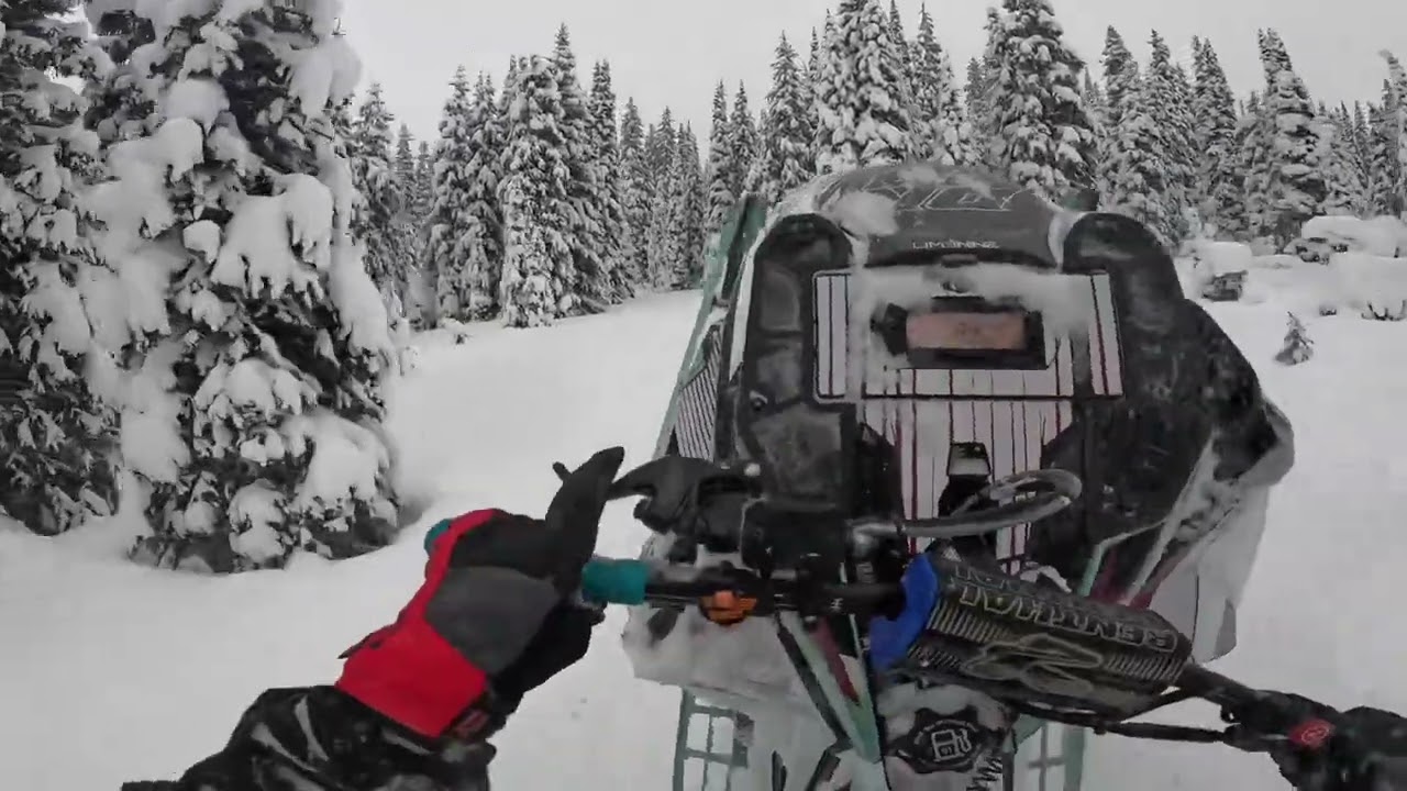 Letting the Skidoo Freeride 146 Turbo EAT