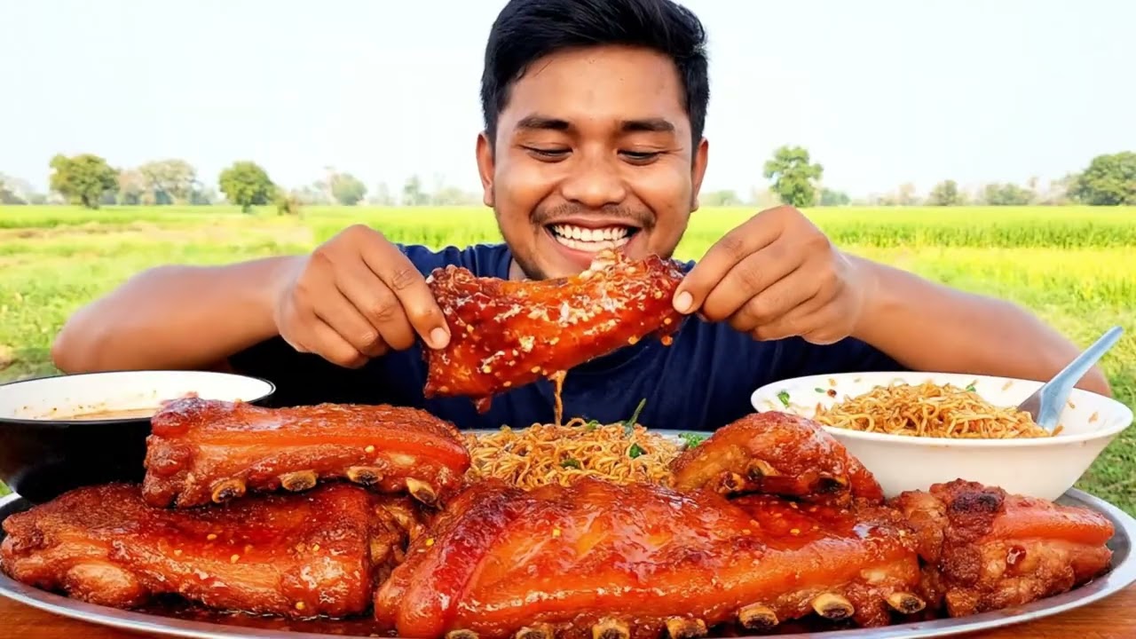 BBQ Ribs and Spicy Noodles Picnic Mukbang