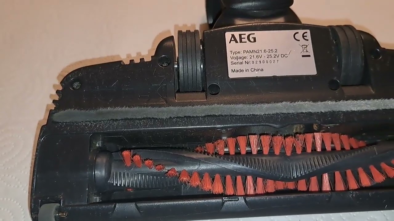 AEG QX9 Staubsauger saugt nicht mehr - Reparatur der Bürstenrolle