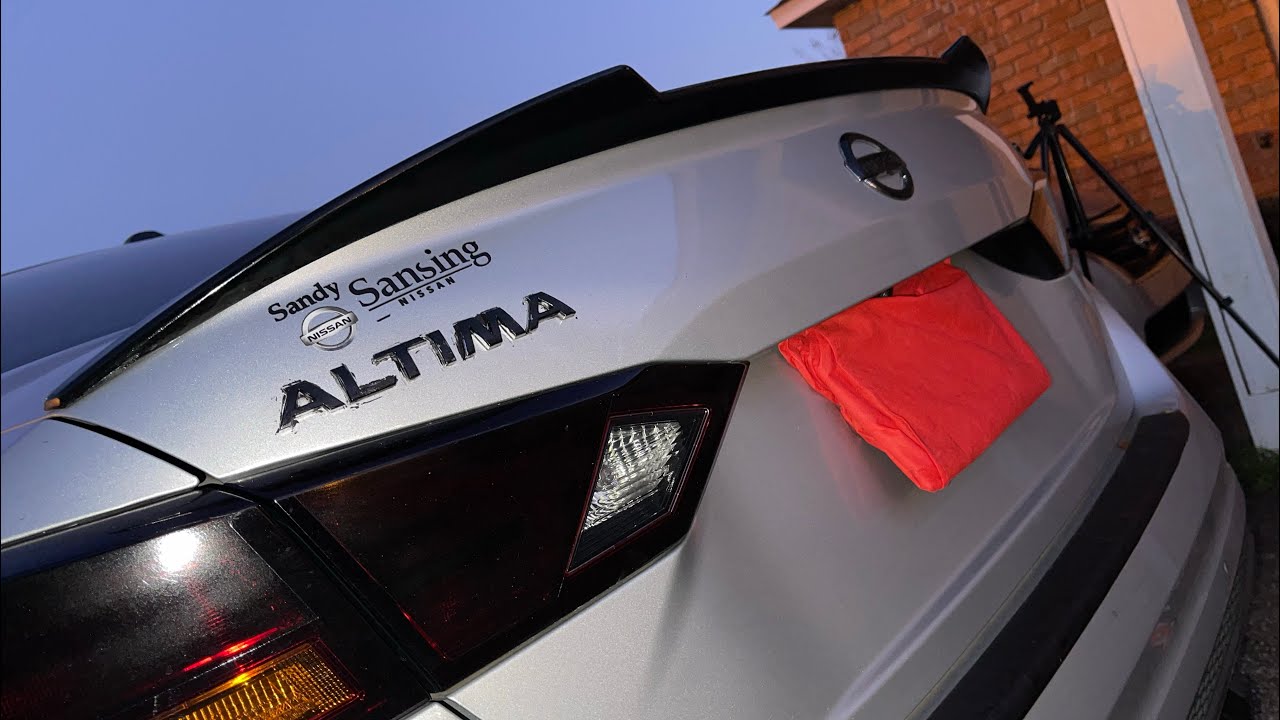 Устанавливаю новый спойлер на мой Nissan Altima SR 2020 года!!!!