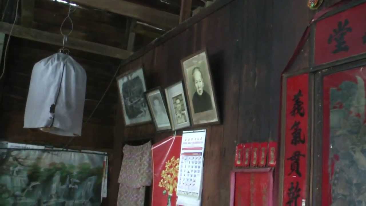 Homes in Kampung Hakka Mantin