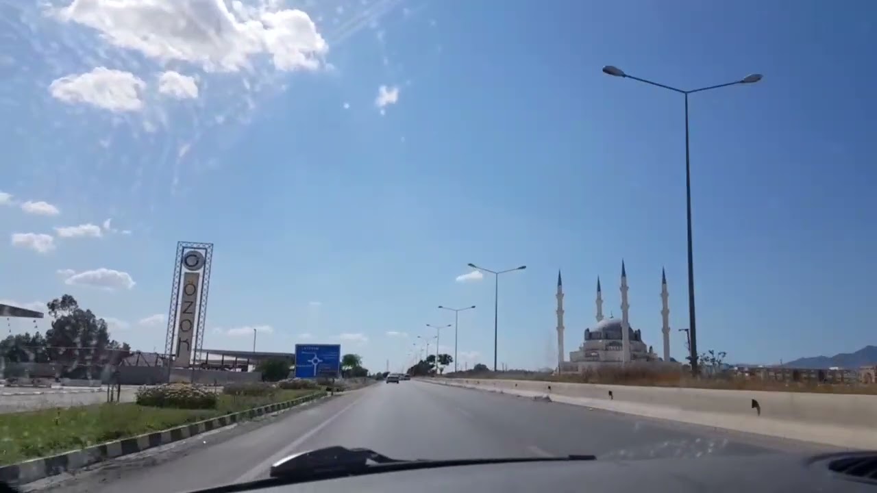 Kuzey Kıbrısta araba kullanmak/Kaza, dönemeç kuralları/